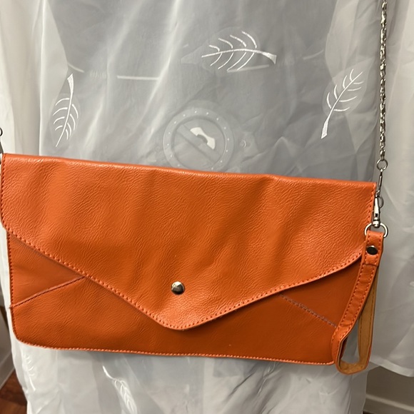 Crossbody Button Bag With Chain and wristlet. Single pouch. Burnt Orange. - Picture 7 of 7